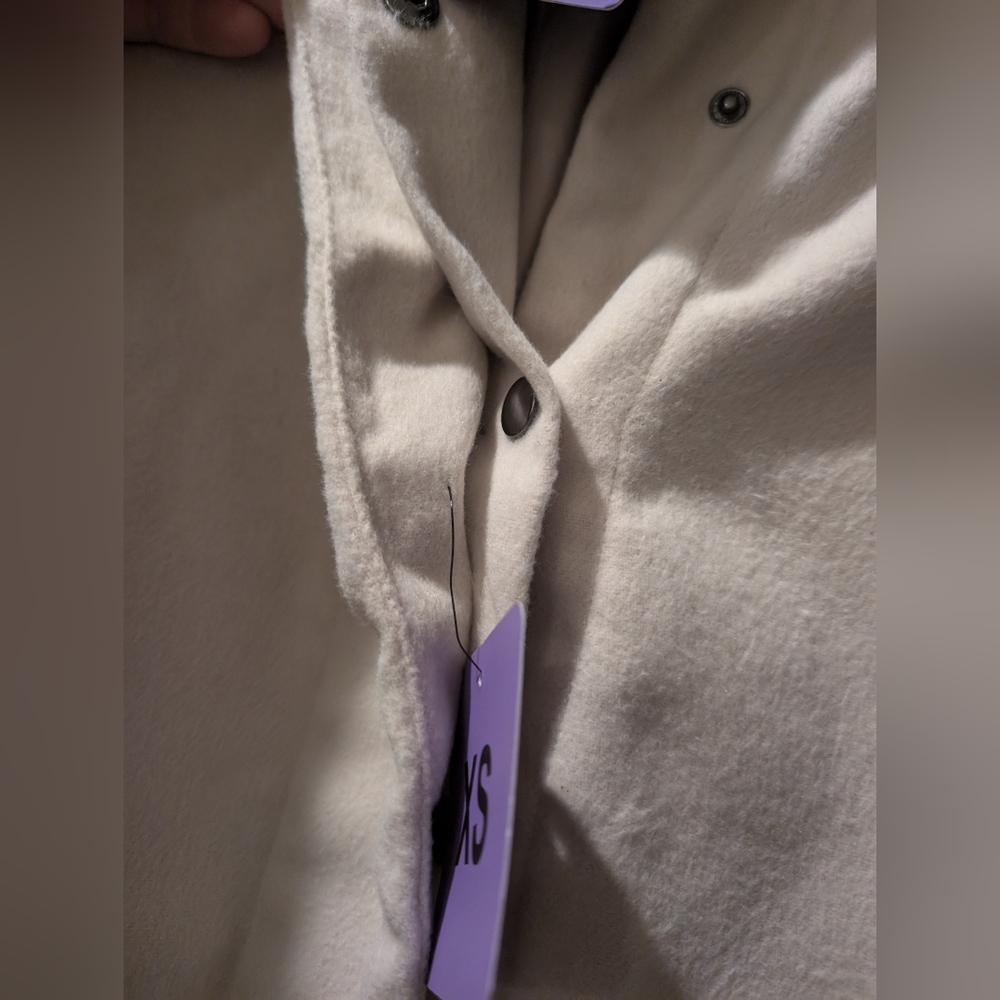 Banana Republic Cream Jacket with Snap Buttons - Picture 13 of 16
